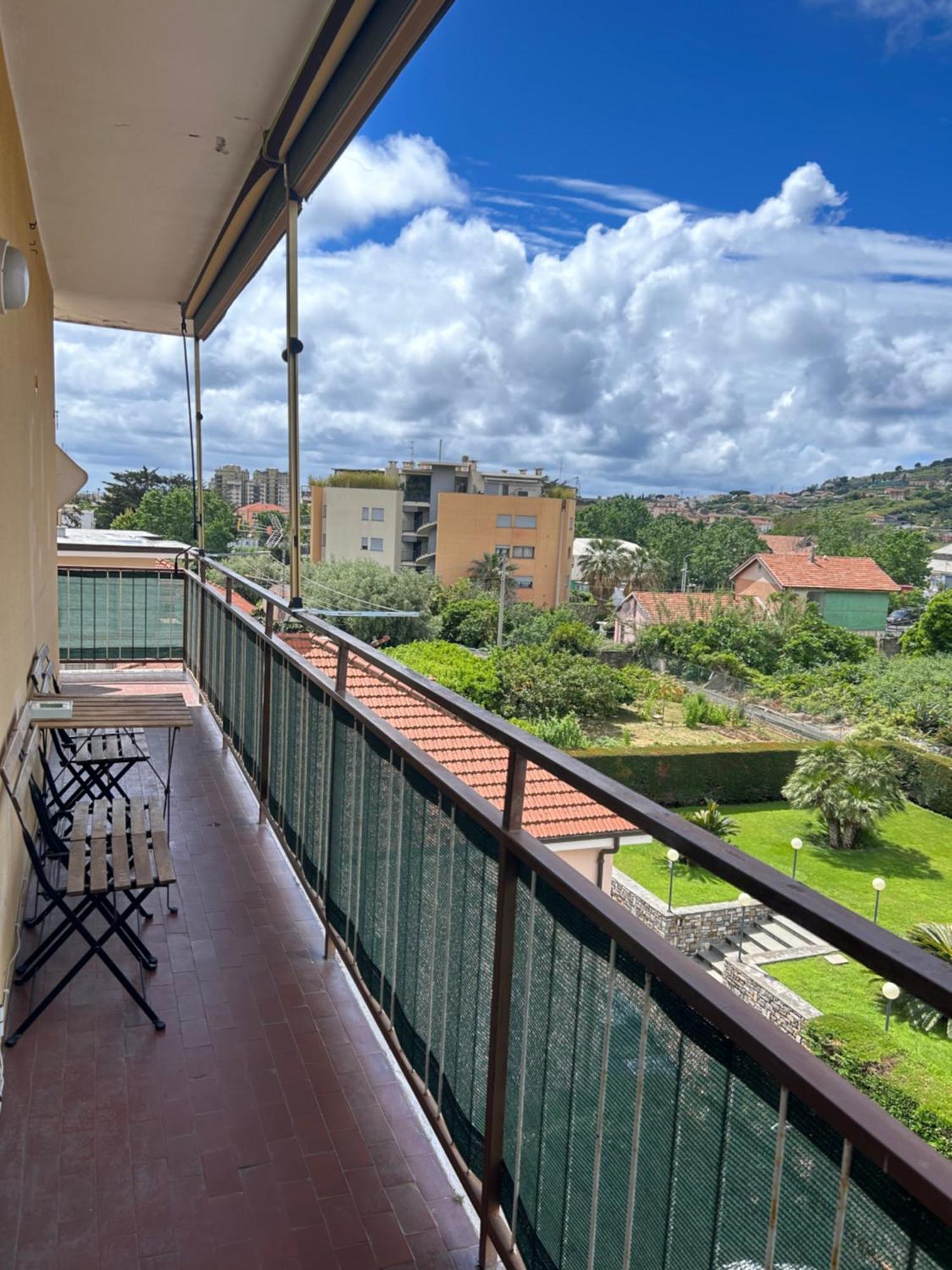 Apartamento Lmhouse Arma di Taggia Exterior foto